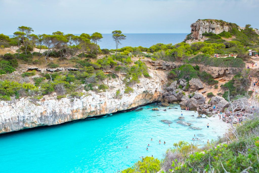 les baleares en catamaran